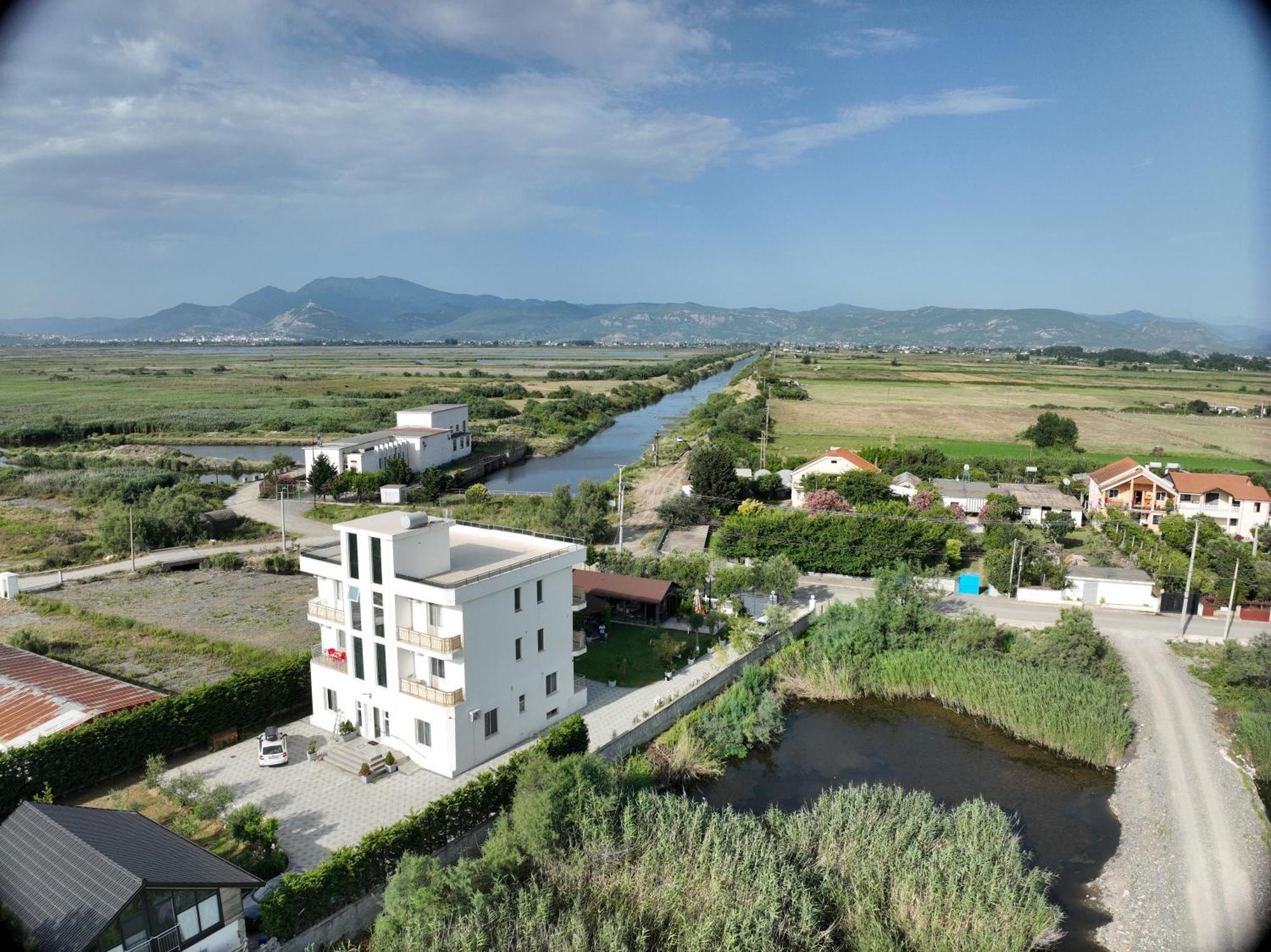 Kunevain Guest House Lezhe Ngoại thất bức ảnh