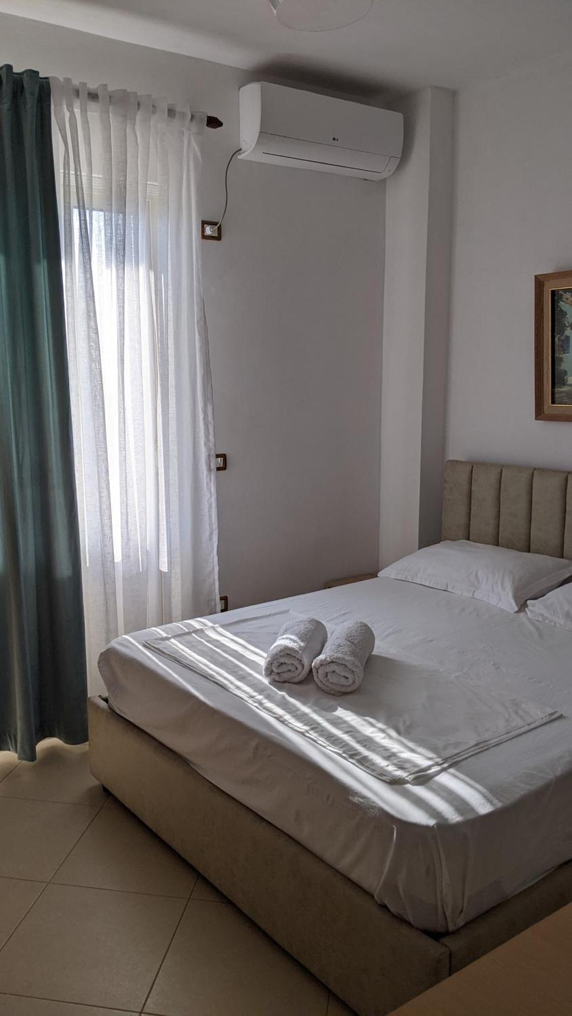 Kunevain Guest House Lezhe Ngoại thất bức ảnh